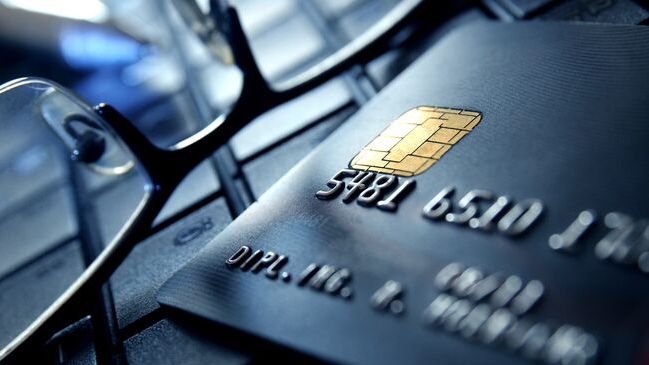 Мошенники проверяют баланс карты через фишинг перед кражей